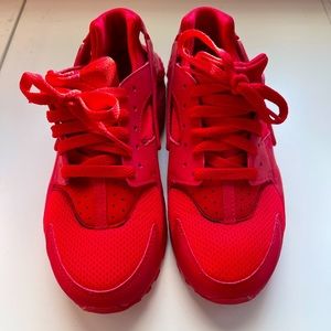Red Youth Nike Huarache Run Sneakers